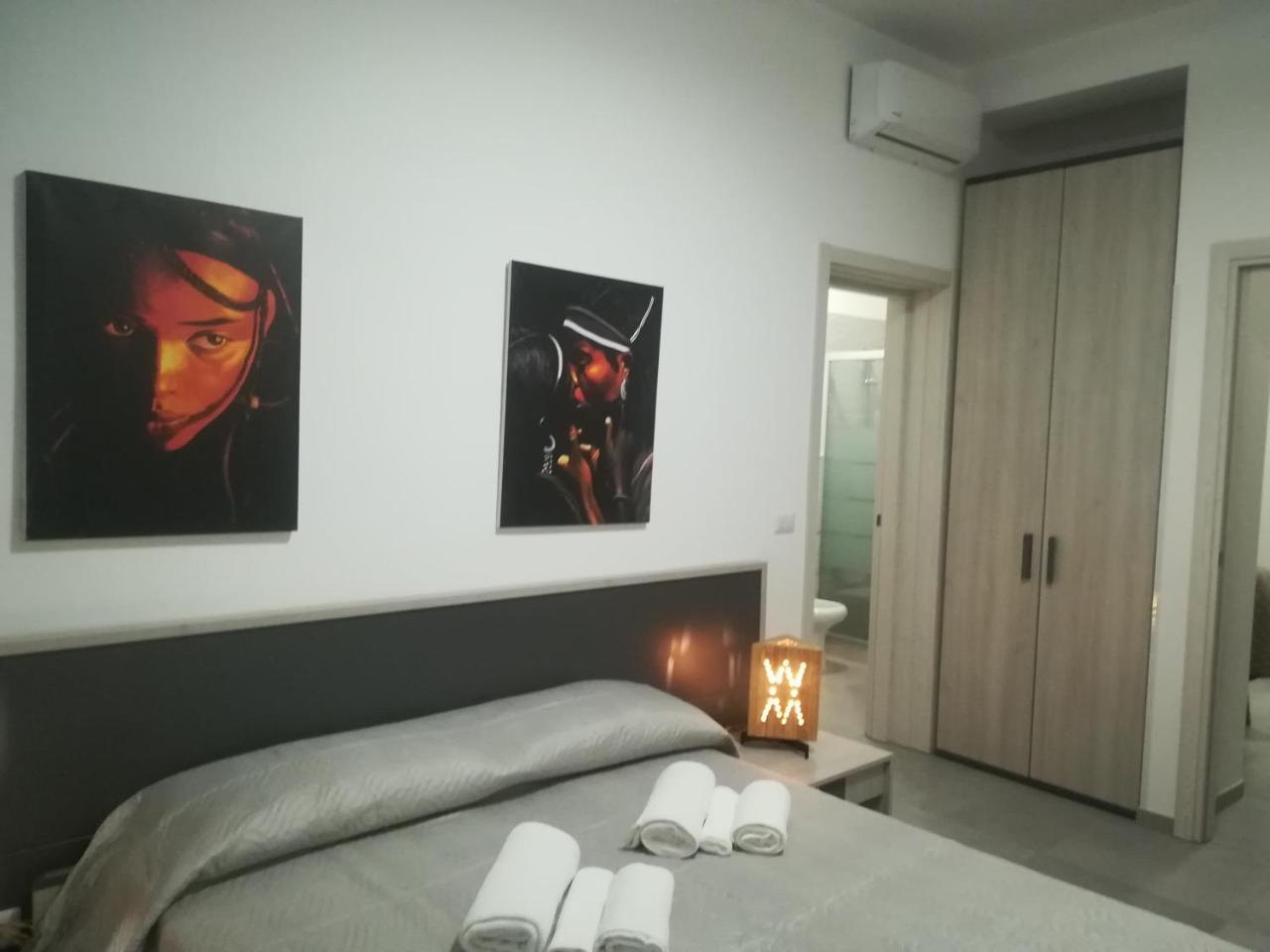 Dimora Dell'Artista 2 Bed and Breakfast Λέτσε Εξωτερικό φωτογραφία